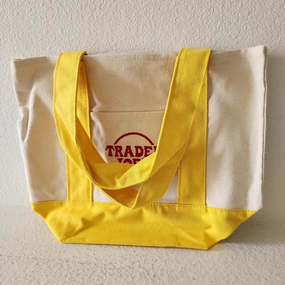 Trader Joes Totes (Green, Navy, Yellow & Red) - Set of 4 - Picture 8 of 10